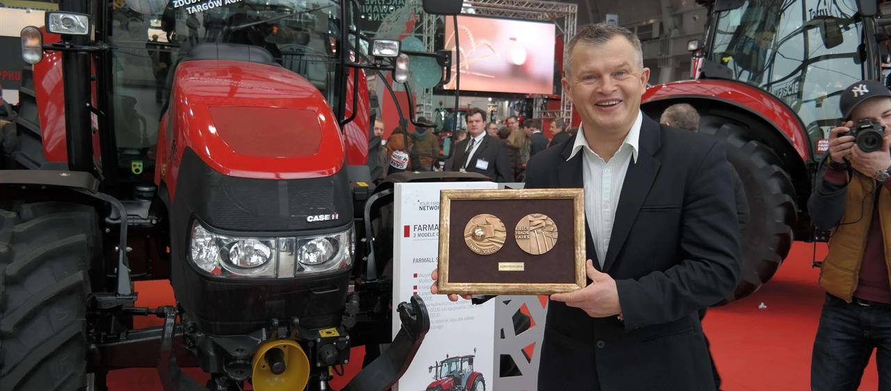 Case IH podwójnym złotym medalistą XX Międzynarodowych Targów Techniki Rolniczej AGROTECH 2014 – sukces na wszystkich polach.